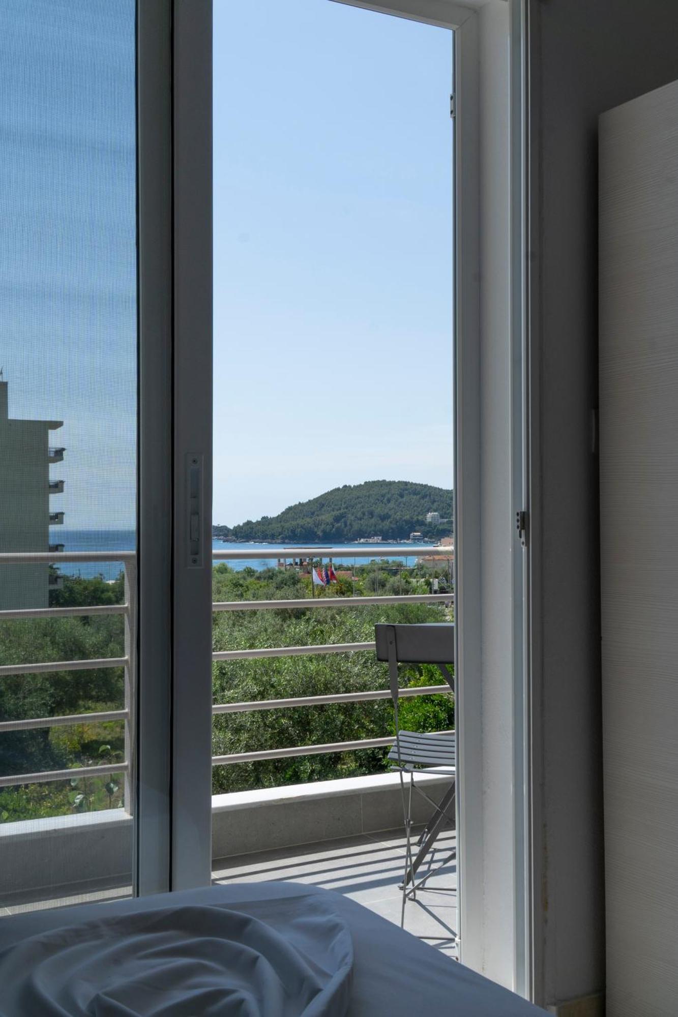 Koks' Himare